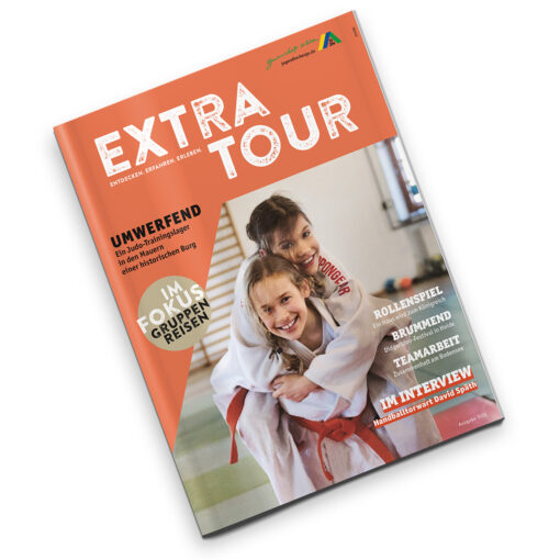 Titelabbildung des DJH-Mitgliedermagazins Extratour für Gruppen Ausgabe 3-2025